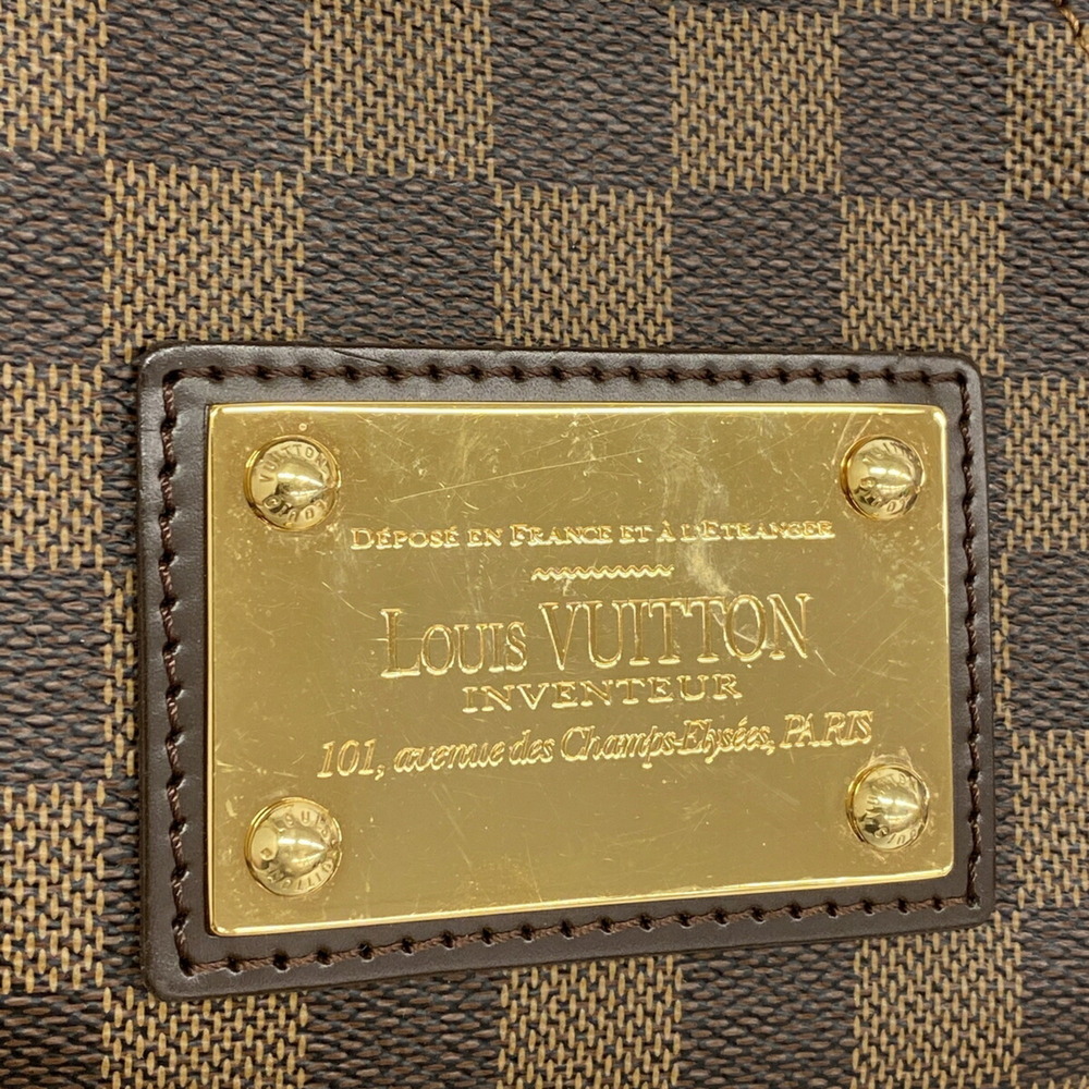 LOUIS VUITTON Authentic Brown Damier Shoulder Bag - Picture 9 of 10